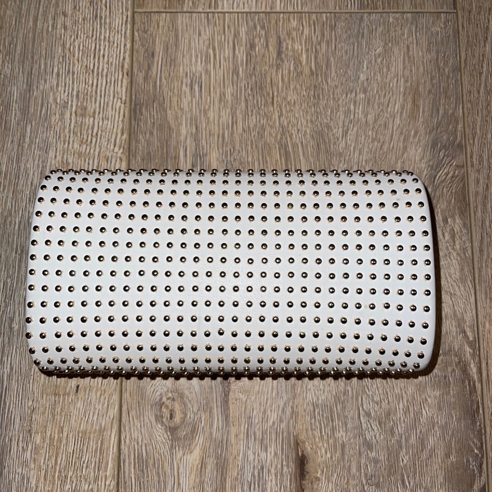 Vince Camuto White / Gold Clutch